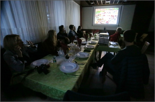 Klikni na fotografijo | Click on Photo